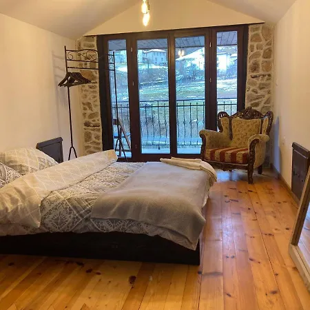 къща александрова с басейн вътрешен и отопляем Villa Arda (Smolyan)