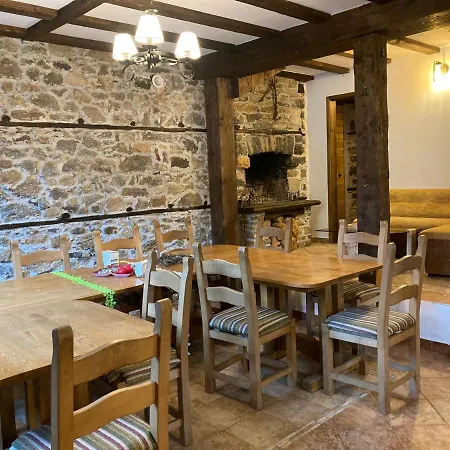 къща александрова с басейн вътрешен и отопляем Arda (Smolyan)